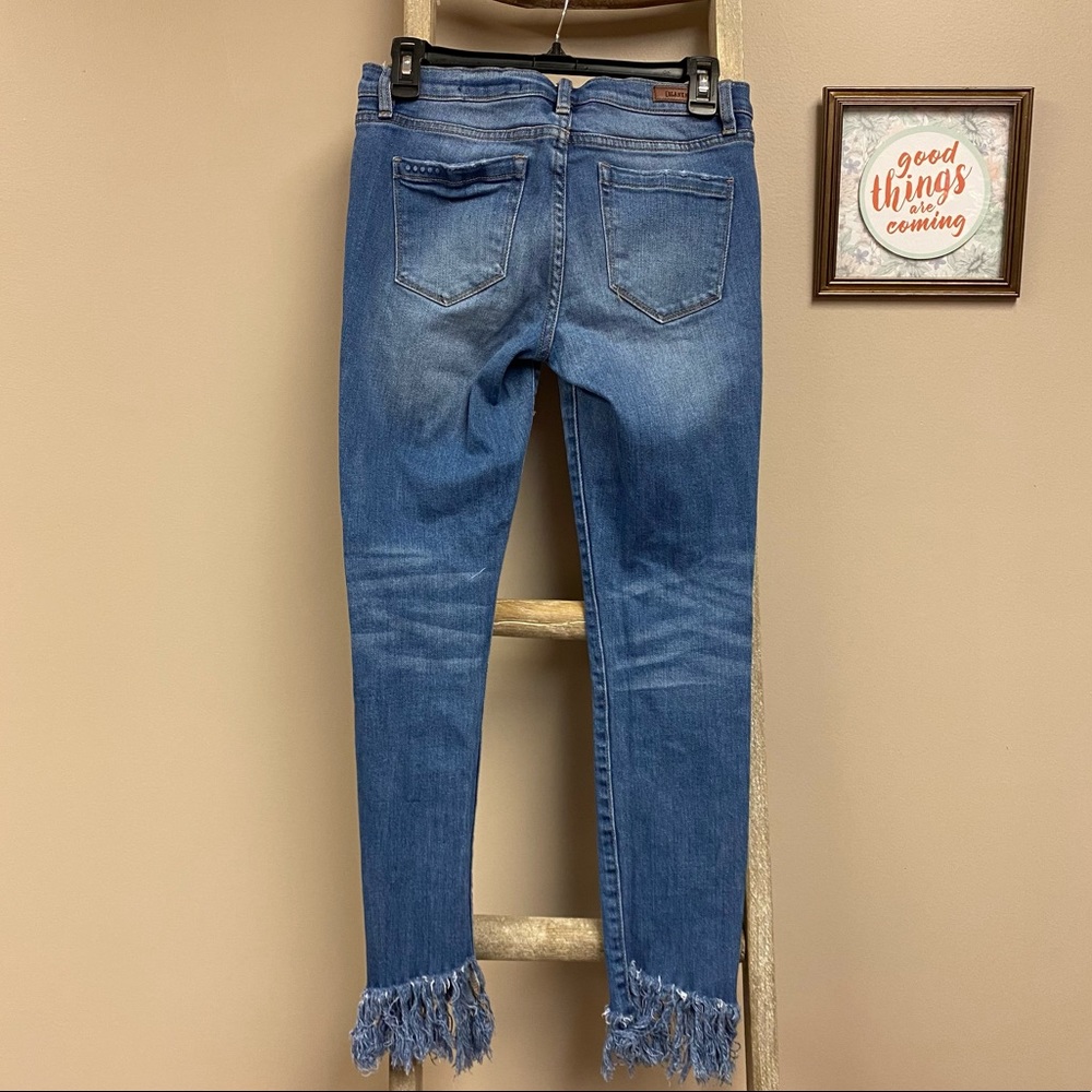 BlankNYC The Reade Classic Frayed Hem Skinny Jeans 26 - Picture 5 of 14